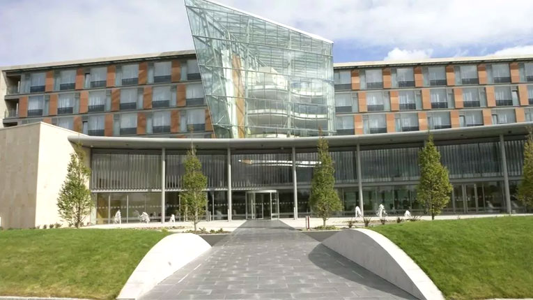 Case studies in hospitality management picture